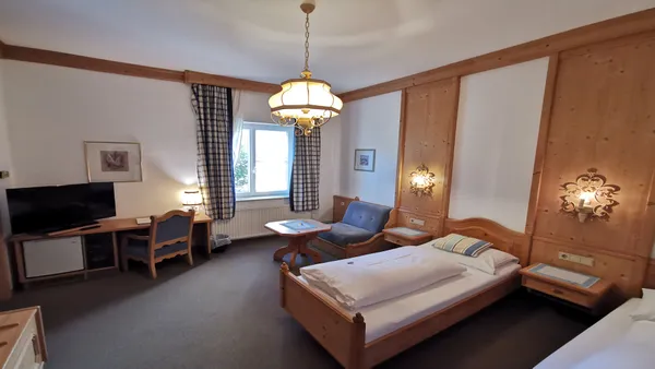 Hotel Höllrigl - SOCCATOURS