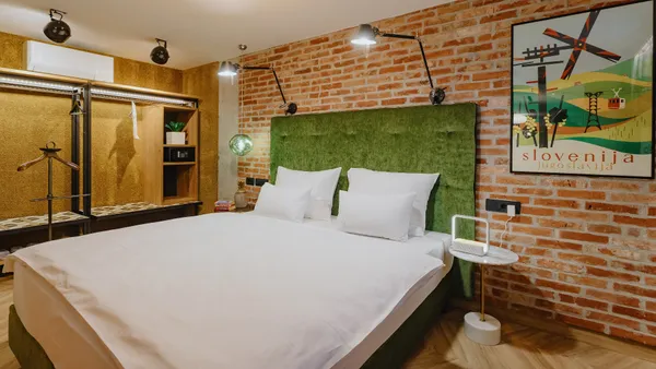 Hotel One66 - SOCCATOURS