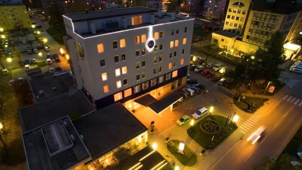 Hotel Paka - SOCCATOURS