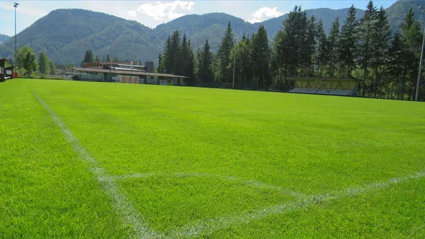 St. Ulrich am Pillersee Main pitch - SOCCATOURS