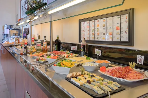Star Inn Hotel Salzburg Airport - SOCCATOURS