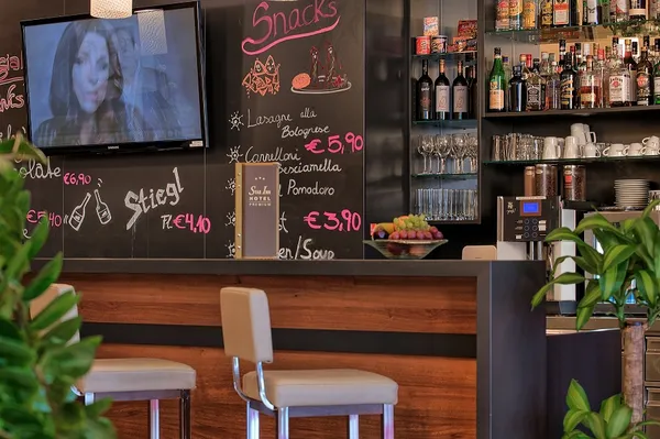 Star Inn Hotel Salzburg Airport - SOCCATOURS