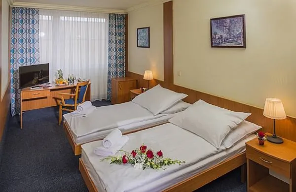 Hotel Top Hotel - SOCCATOURS