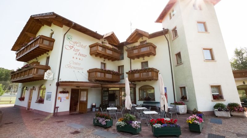 hotel_fior_di_bosco_au_enansicht