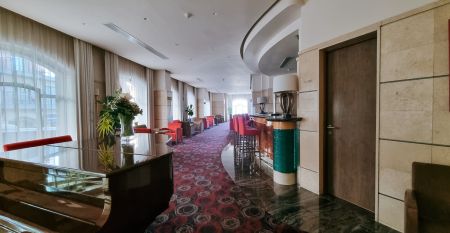 Maritim Antonine Hotel & Spa