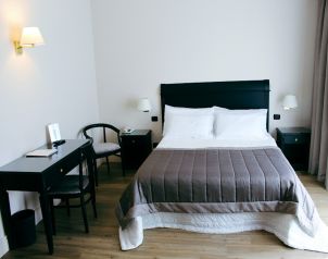 Hotel Touring****