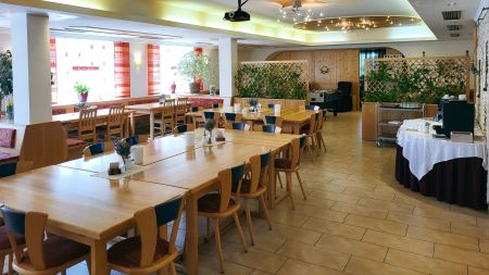 https://www.soccatours.com/media/catalog/product/cache/da432fc9ee79dfca32e073c2235ab4d7/f/u/fu_balltrainingslager_breitenberger_hof_soccatours_5_.jpg
