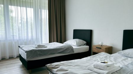https://www.soccatours.com/media/catalog/product/cache/da432fc9ee79dfca32e073c2235ab4d7/f/u/fu_balltrainingslager_g_stehaus_ha_loch_soccatours_5_.jpg