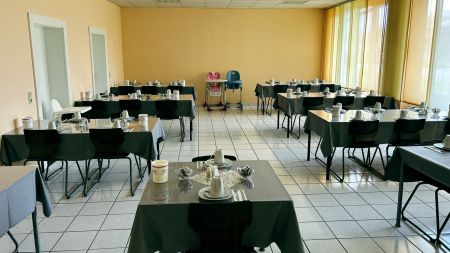 https://www.soccatours.com/media/catalog/product/cache/da432fc9ee79dfca32e073c2235ab4d7/f/u/fu_balltrainingslager_g_stehaus_ha_loch_soccatours_7_.jpg