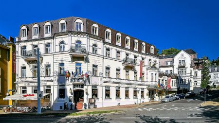 https://www.soccatours.com/media/catalog/product/cache/da432fc9ee79dfca32e073c2235ab4d7/f/u/fussballtrainingslager_hotel_continental_soccatours.jpg