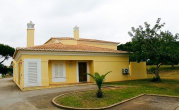 Browns Sports & Leisure Club
