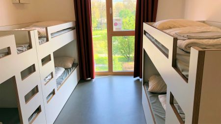 https://www.soccatours.com/nl/media/catalog/product/cache/da432fc9ee79dfca32e073c2235ab4d7/f/u/fu_balltrainingslager_g_stehaus_soccatours_3__1.jpg