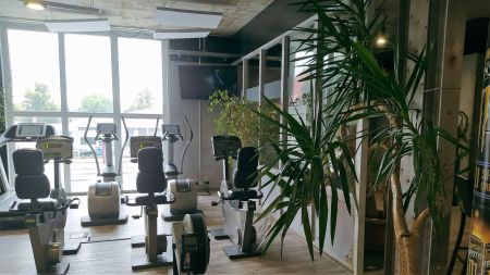 https://www.soccatours.com/nl/media/catalog/product/cache/da432fc9ee79dfca32e073c2235ab4d7/f/u/fu_balltrainingslager_hotel_stadt_m_hlhausen_soccatours_11_.jpg