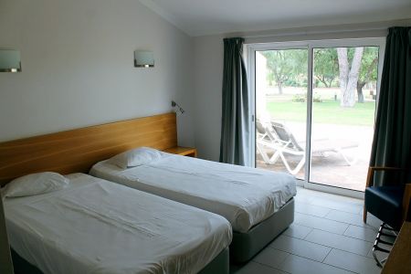 https://www.soccatours.com/nl/media/catalog/product/cache/da432fc9ee79dfca32e073c2235ab4d7/f/u/fussballtrainingslager_browns_sports_leisure_club_soccatours5.jpg