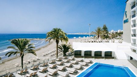 https://www.soccatours.com/nl/media/catalog/product/cache/da432fc9ee79dfca32e073c2235ab4d7/f/u/fussballtrainingslager_don_griegory_soccatours3.jpg