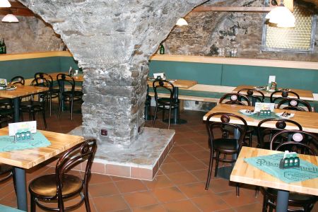 https://www.soccatours.com/nl/media/catalog/product/cache/da432fc9ee79dfca32e073c2235ab4d7/f/u/fussballtrainingslager_hotel_koruna_soccatours_4_.jpg