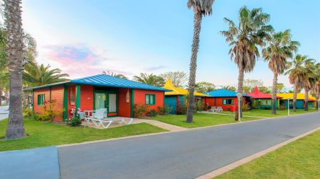 https://www.soccatours.com/nl/media/catalog/product/cache/da432fc9ee79dfca32e073c2235ab4d7/f/u/fussballtrainingslager_villas_bonitas_soccatours.jpg