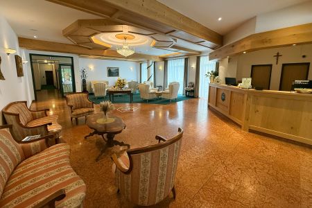 https://www.soccatours.com/nl/media/catalog/product/cache/da432fc9ee79dfca32e073c2235ab4d7/h/o/hotel_schwabenwirt_soccatours_3_.jpg