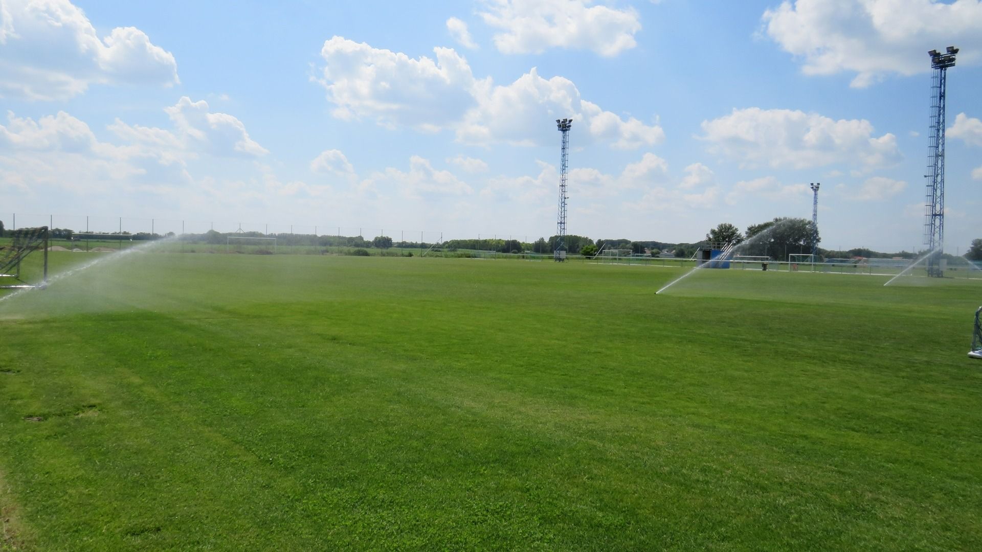 Naturrasenplatz 7 Gyirmot