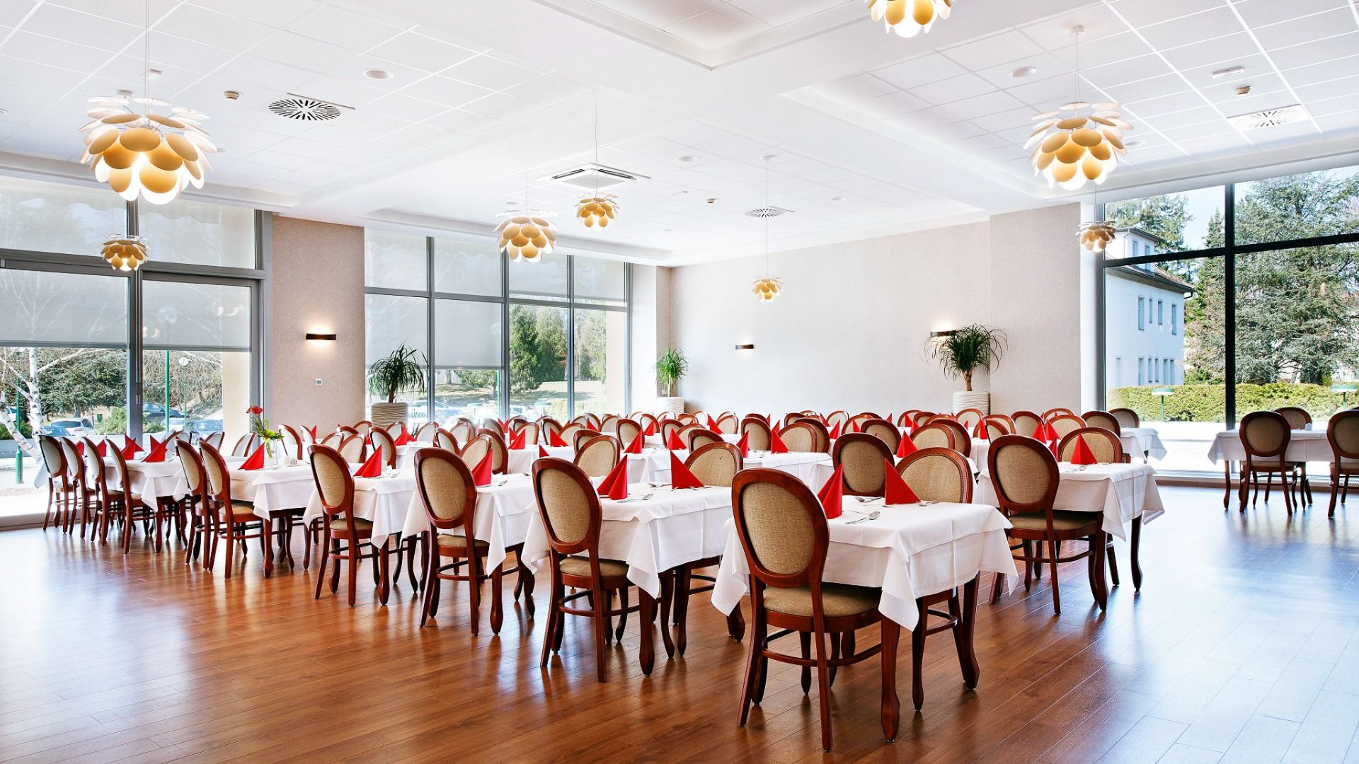 Thermenhotel Radin****