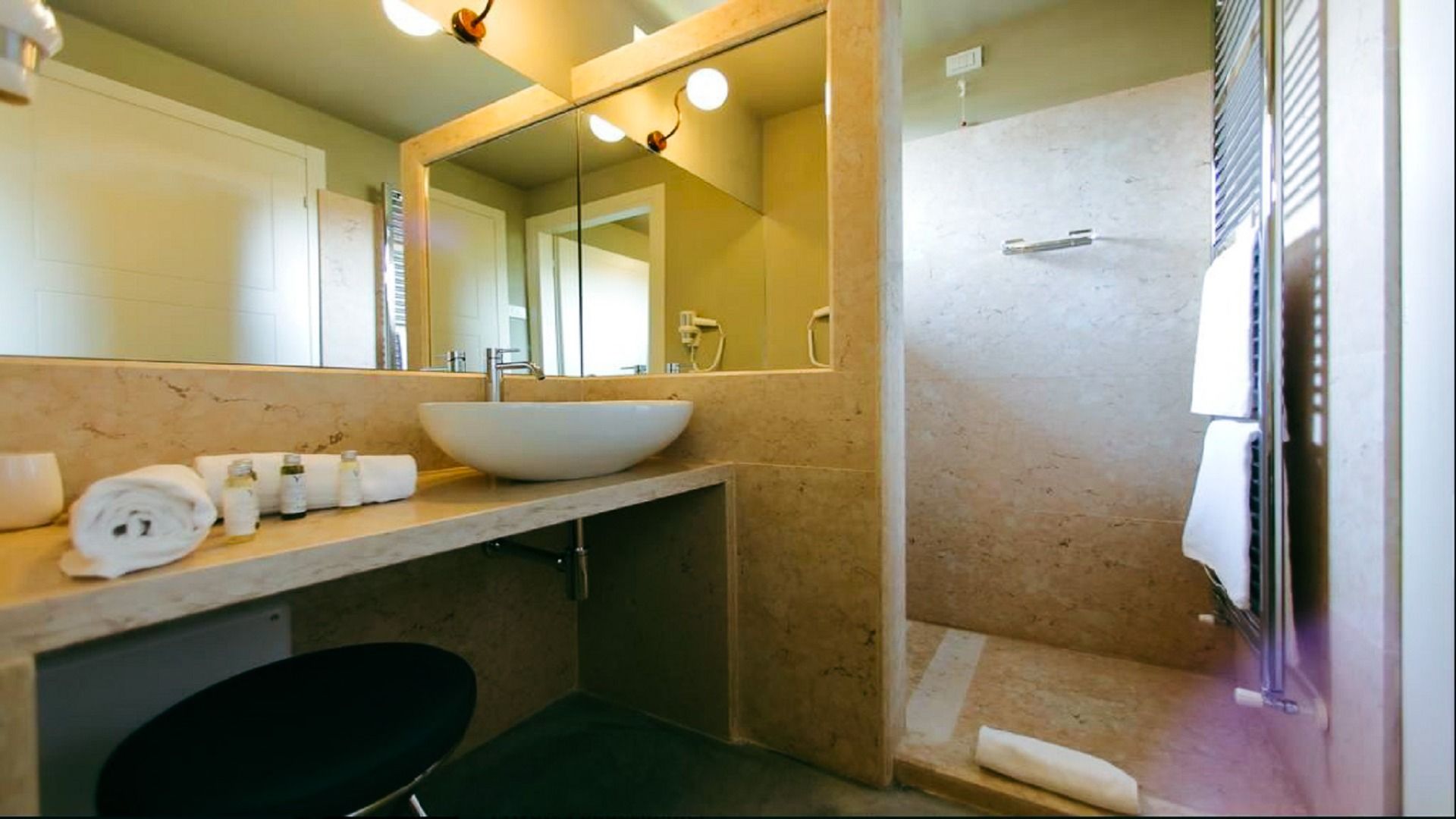 Hotel La Boheme Chambres****