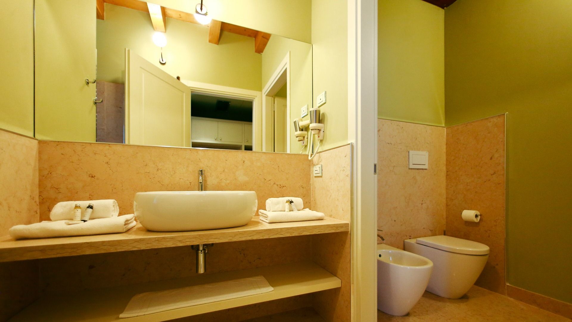 Le Greghe Suites****