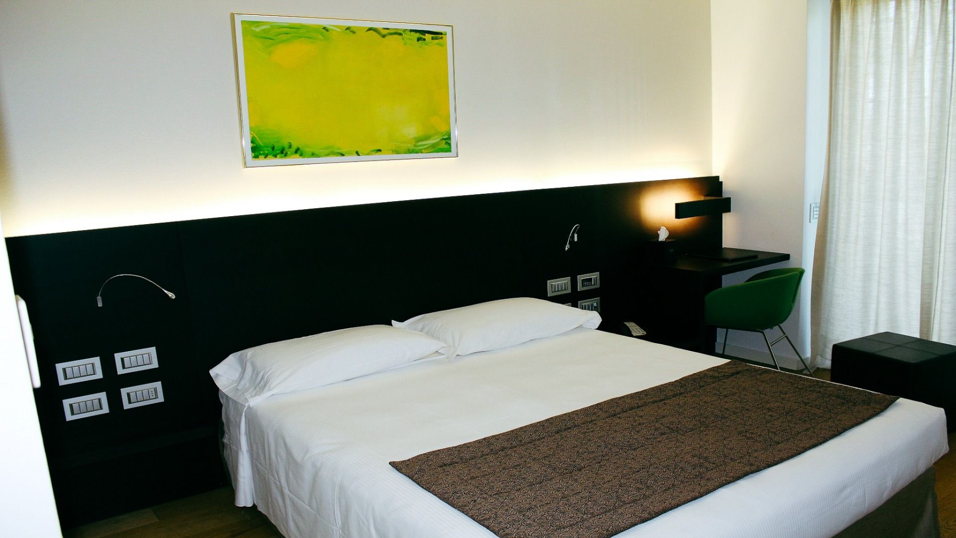 Bike Hotel Mod 05 ***