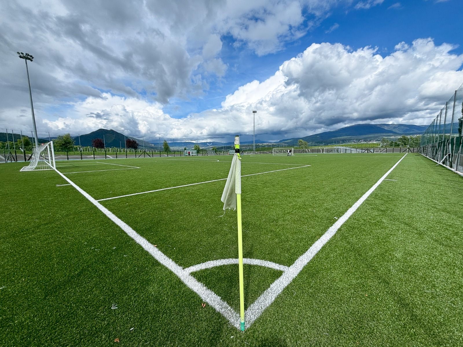 Kunstrasenplatz Cles