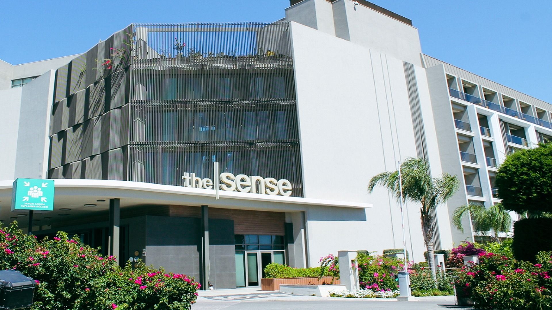 The Sense Deluxe Hotel