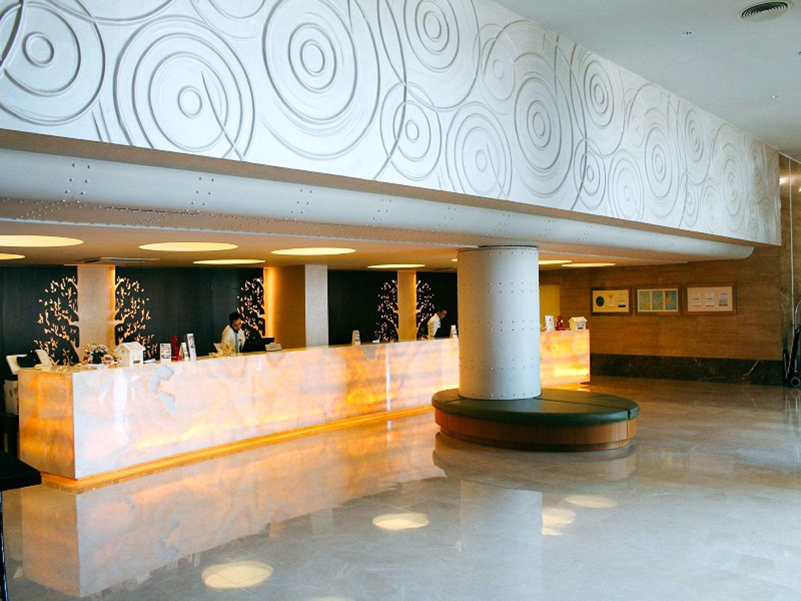 Hotel Titanic Deluxe Lara