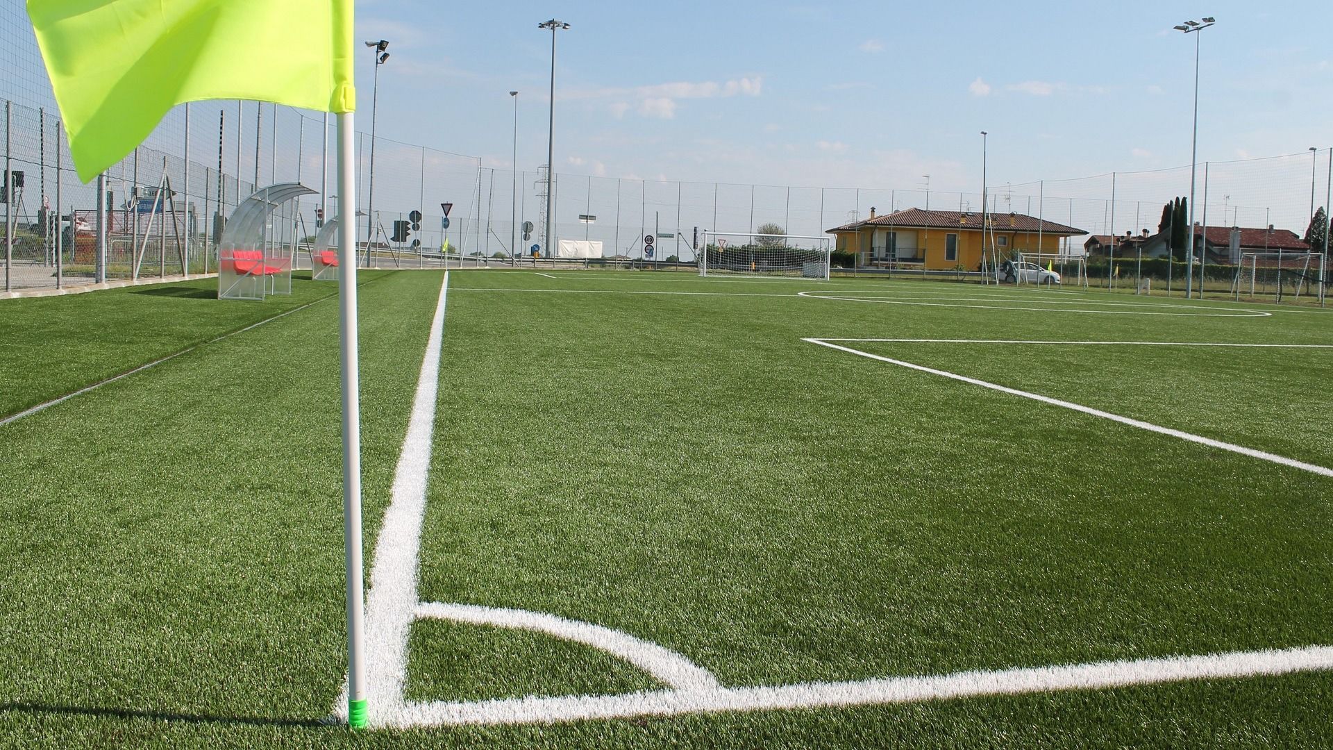 Kleiner Kunstrasenplatz Valeggio