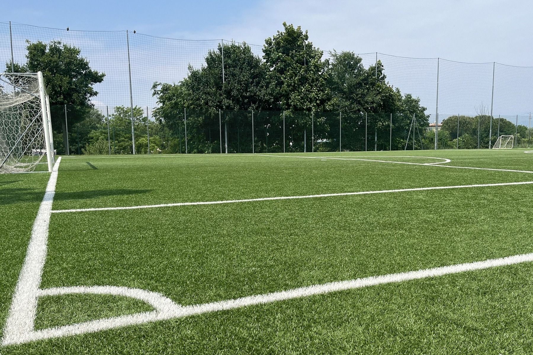 Kleiner Kunstrasenplatz Lazise