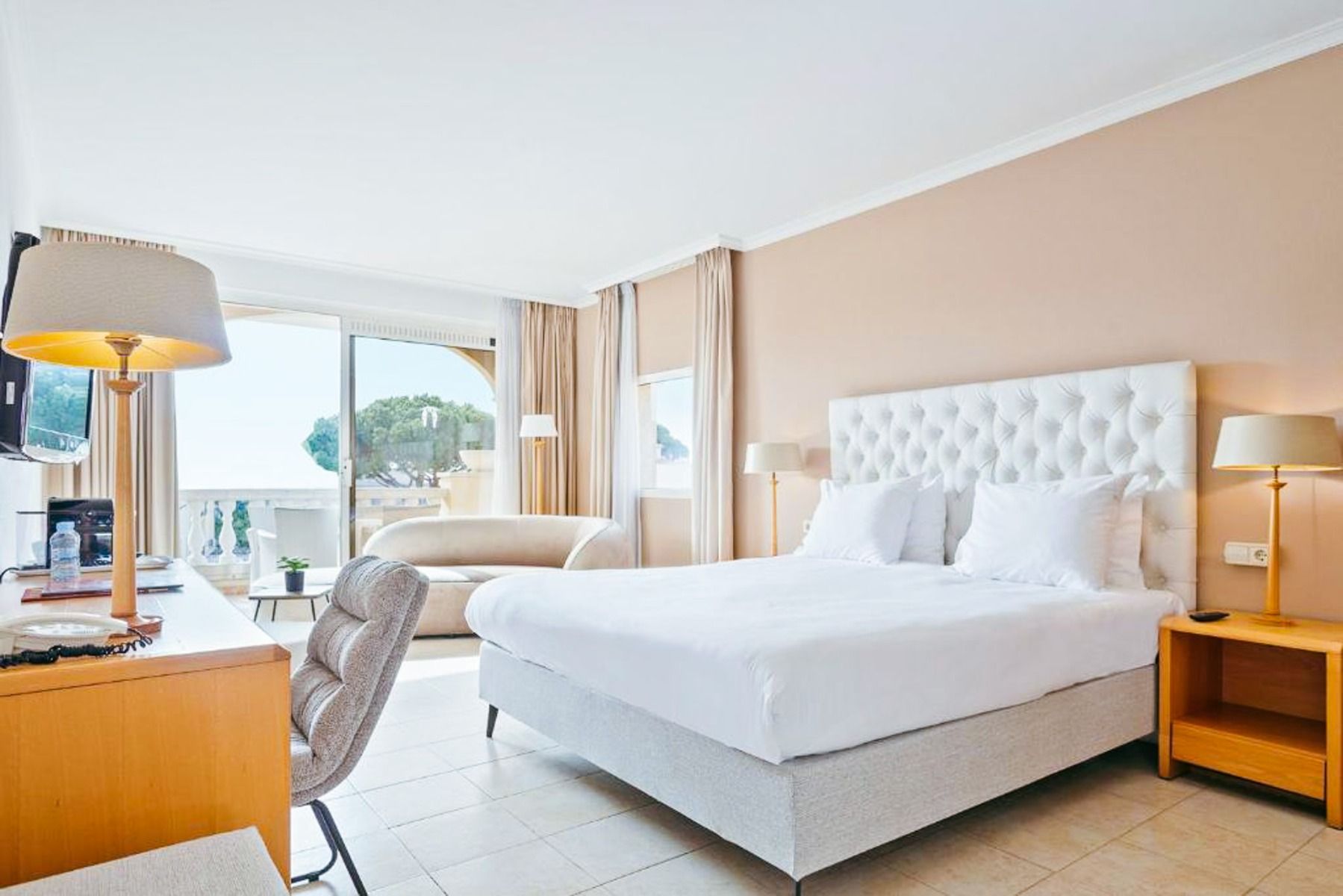 Van der Valk Hotel BARCAROLA****