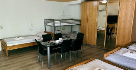 G&auml;stehaus Ha&szlig;loch