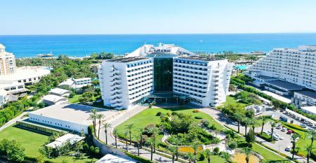 Hotel Titanic Deluxe Lara