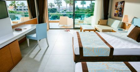 Tui Magic Life Jacaranda