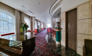 Maritim Antonine Hotel &amp; Spa