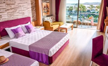 Tui Magic Life Jacaranda