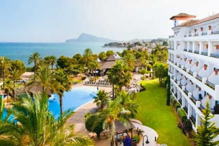 https://www.soccatours.com/no/media/catalog/product/cache/da432fc9ee79dfca32e073c2235ab4d7/h/o/hotel_villa_gadea_soccatours.jpg