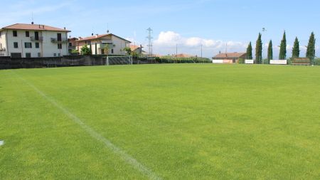 Naturrasenplatz Pastrengo