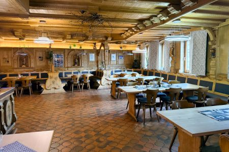 https://www.soccatours.com/no/media/catalog/product/cache/da432fc9ee79dfca32e073c2235ab4d7/w/e/weingut_hotel_goger_soccatours.jpg